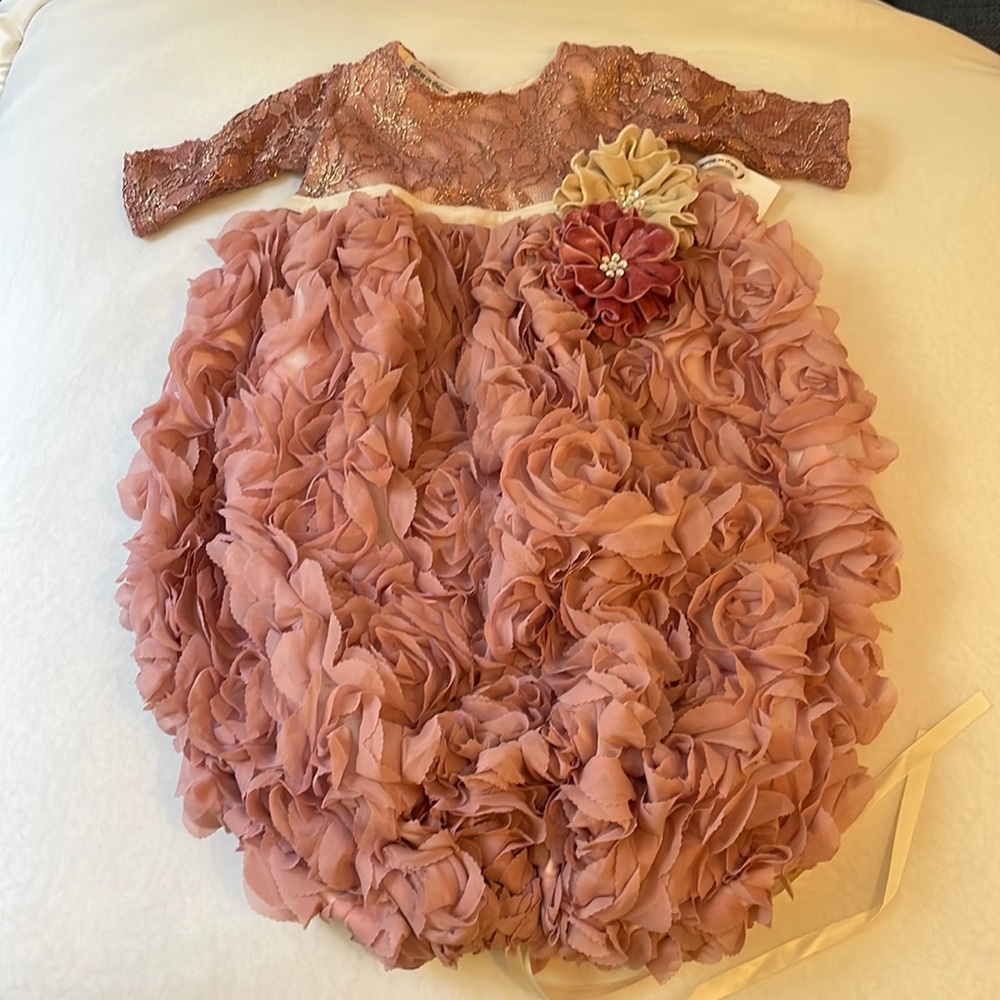 Babys in Bloom, special occasion baby sac. 2 rosettes with rhinestones.